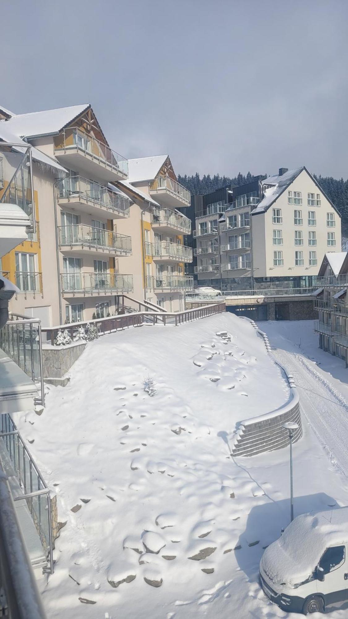 Apartament Stubai 3 Czarna Gora 西恩纳 外观 照片