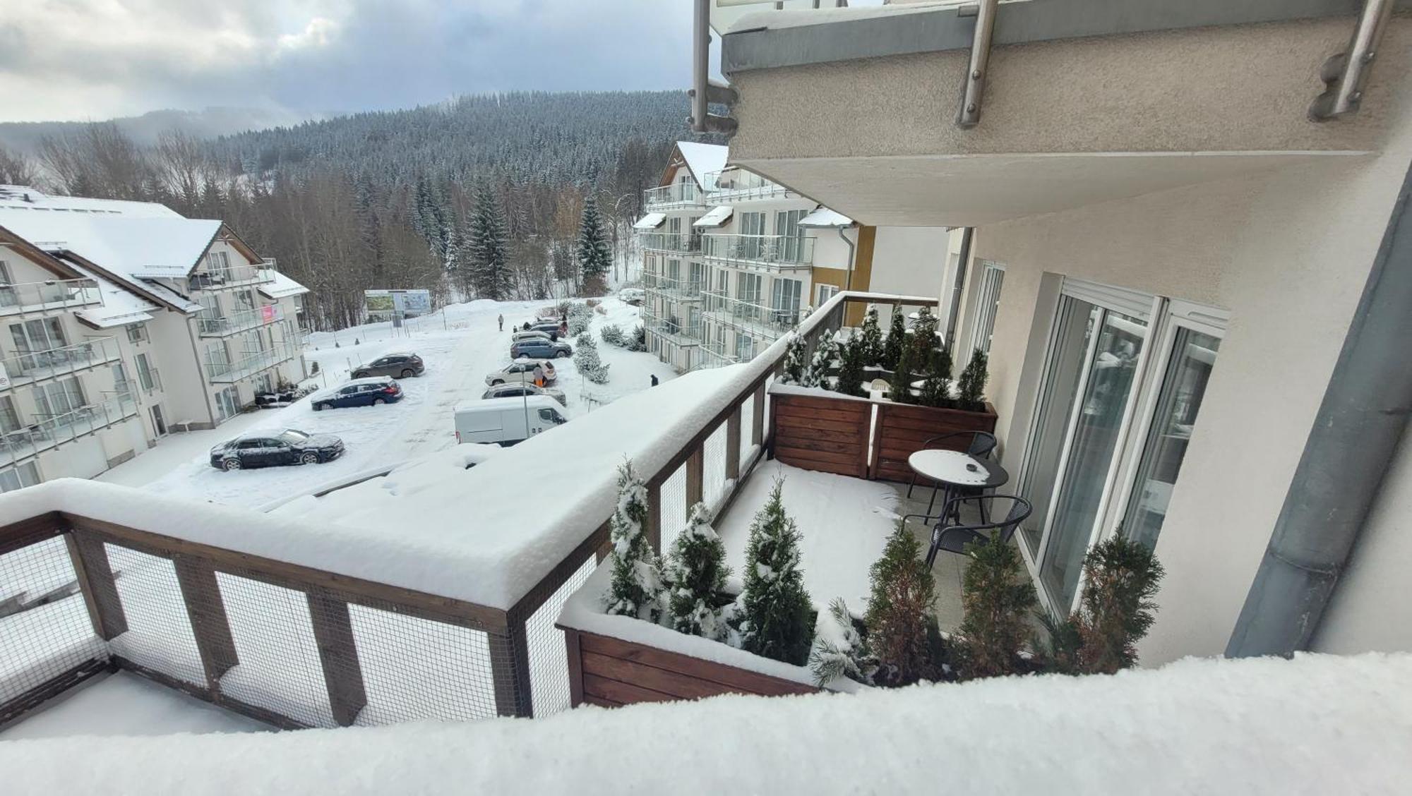 Apartament Stubai 3 Czarna Gora 西恩纳 外观 照片